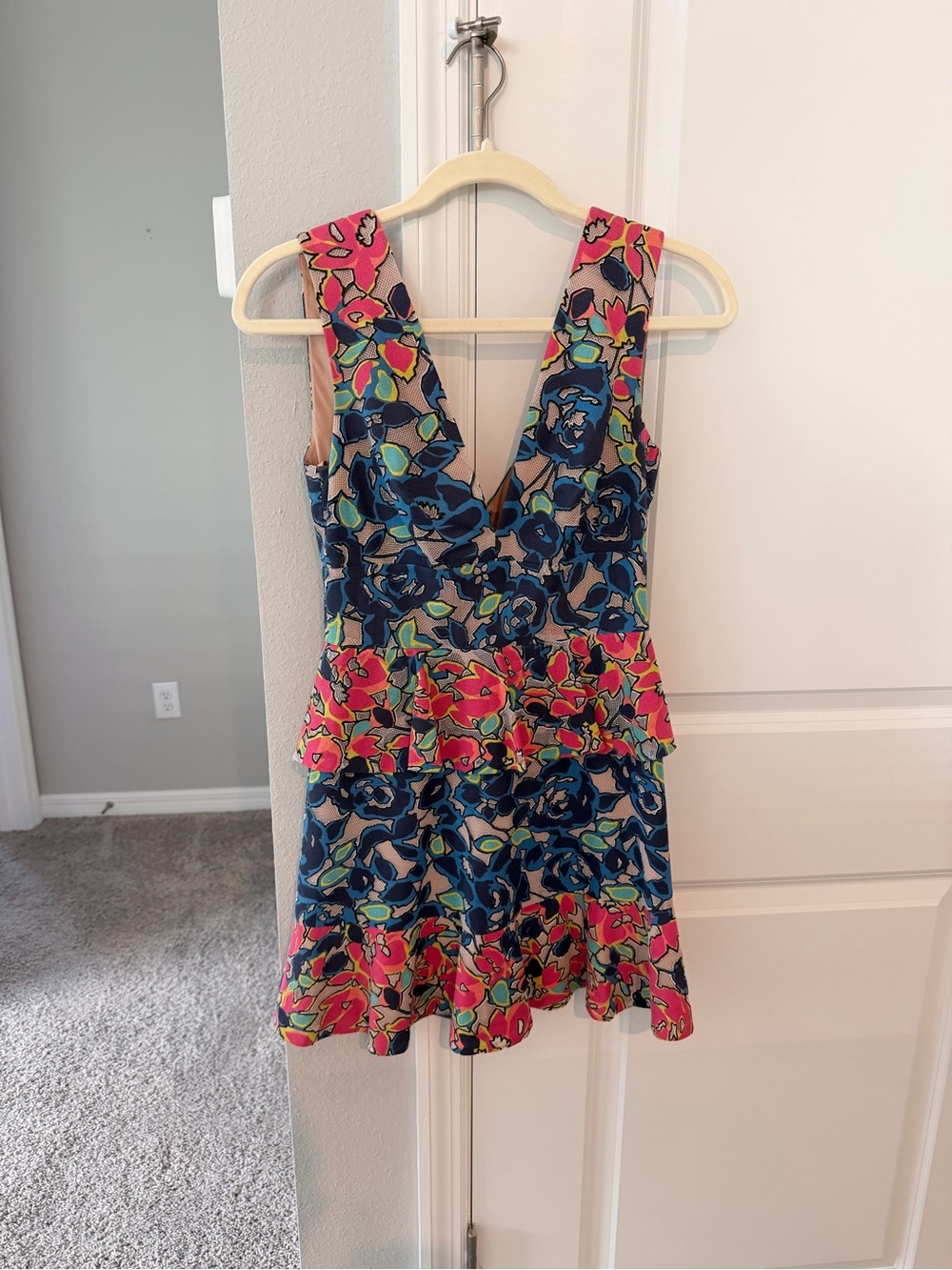 BCBGMaxAzria Floral V-Neck Tiered Mini Dress - Pink & Blue